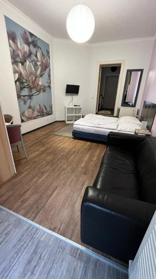 Albert Rooms Берлин Экстерьер фото