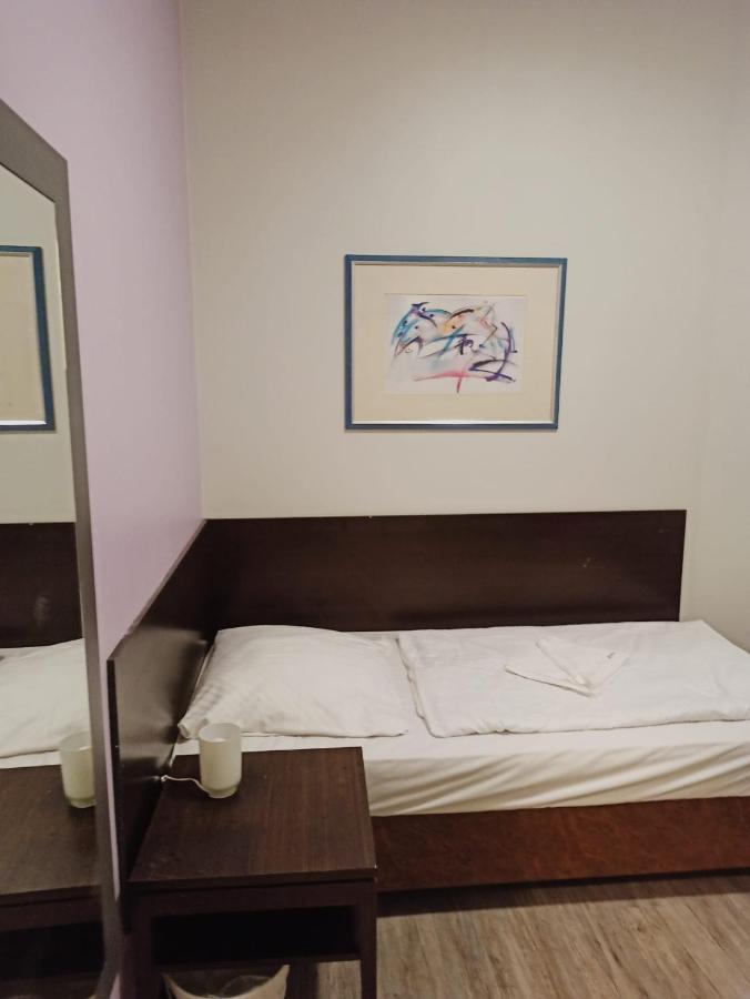 Albert Rooms Берлин Экстерьер фото