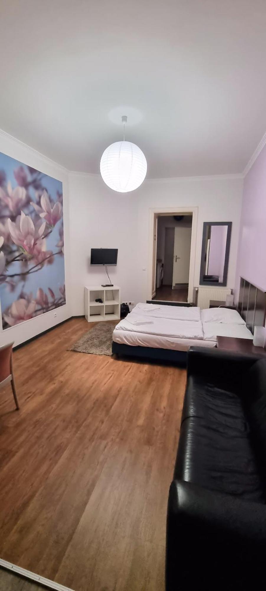 Albert Rooms Берлин Экстерьер фото